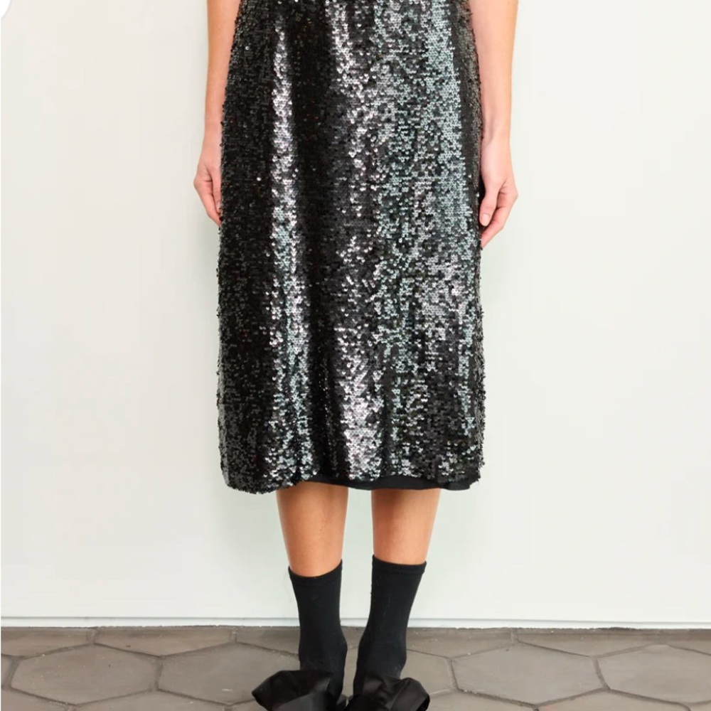Shimmer Sequin Skirt in Black